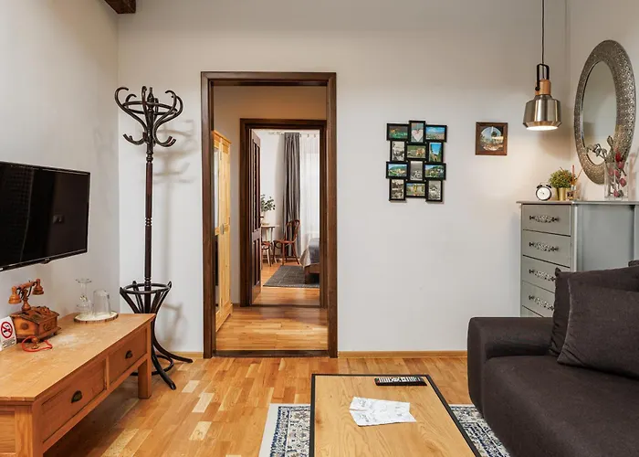 Wood House Republicii Aparthotel Brasov