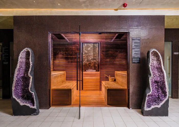 Brasov 4 Star Hotels near Black Church