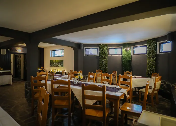 Poiana Brasov hotels near Valea Cetatii Cave