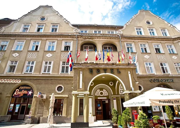 Brasov hotels near Council Square